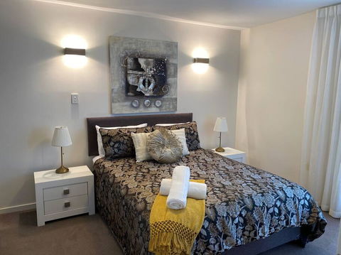 TERRACE LUX FULLY AIR 2 CAR FREE NETFLIX WIFI WINE - Accommodation Coffs Harbour 1
