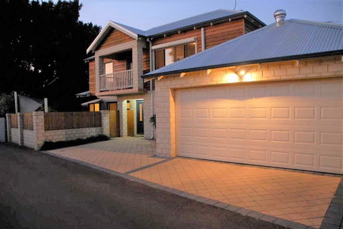 Terrific Townhouse - Accommodation Coffs Harbour 1