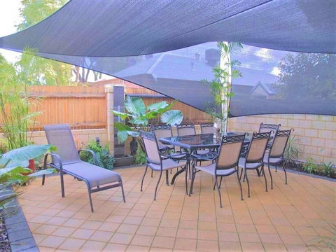 Terrific Townhouse - Accommodation Coffs Harbour 2