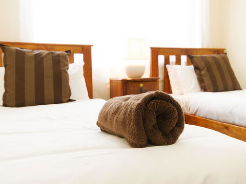 Catherine Lodge Farm Gate Cottages - Accommodation Coffs Harbour 0