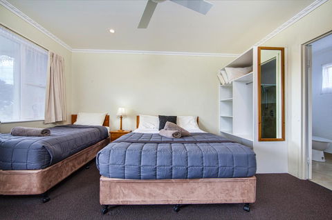 Wintersun Gardens Motel - Accommodation Coffs Harbour 2