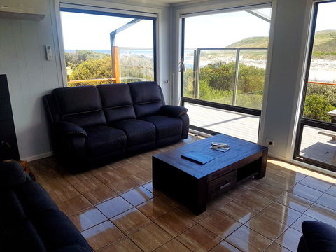 Ocean View Cottage - Accommodation Coffs Harbour 1