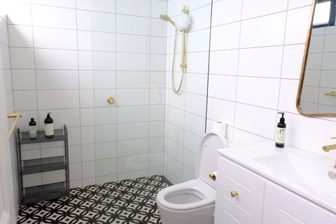 White House - Accommodation Coffs Harbour 1