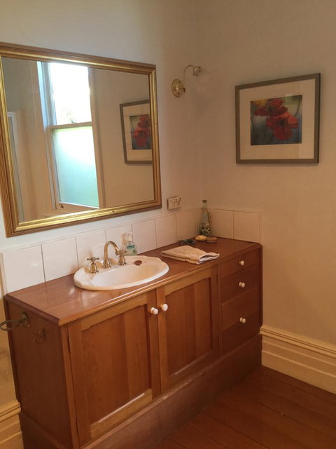 Sandy Bay Cottage - Accommodation Coffs Harbour 9
