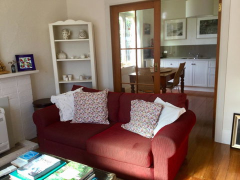 Sandy Bay Cottage - Accommodation Coffs Harbour 1