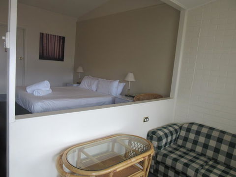 Abel Tasman Airport Motor Inn - Accommodation Coffs Harbour 26
