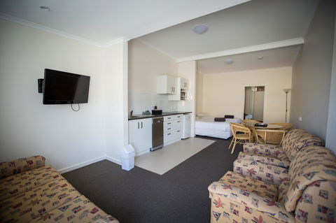 Abel Tasman Airport Motor Inn - Accommodation Coffs Harbour 38