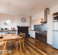 Devine Stays - Westside Apartment on Elizabeth - Accommodation Coffs Harbour