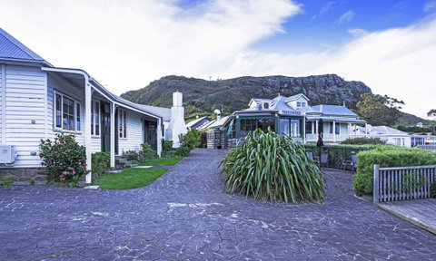 Touchwood Cottages - Accommodation Coffs Harbour 4