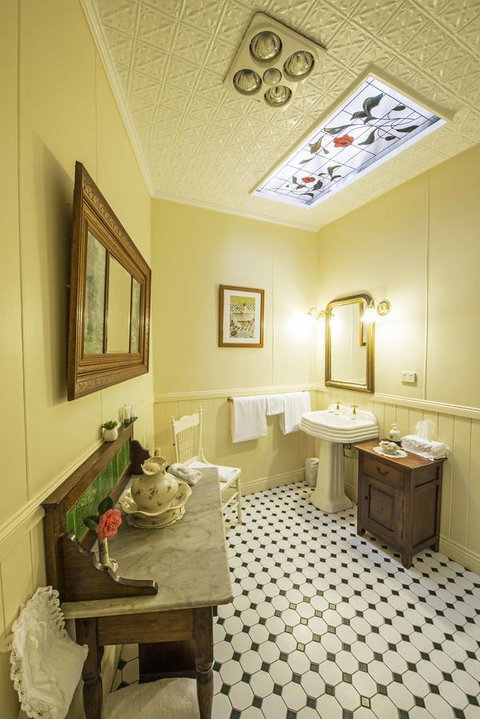 Touchwood Cottages - Accommodation Coffs Harbour 36