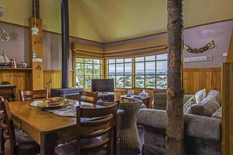 Touchwood Cottages - Accommodation Coffs Harbour 32