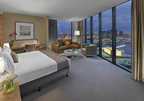 Crown Promenade Melbourne - Accommodation Coffs Harbour 1