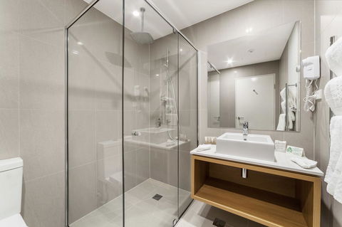 Ciloms Airport Lodge - Accommodation Coffs Harbour 8