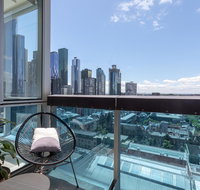 La Maison - Great View Free Parking Pool Gym Perfectly located 2BR apartment