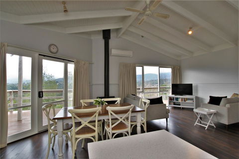 Hamptons In Healesville - Accommodation Coffs Harbour 5