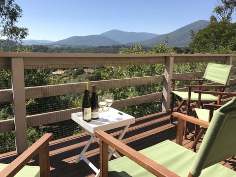 Hamptons In Healesville - Accommodation Coffs Harbour 0