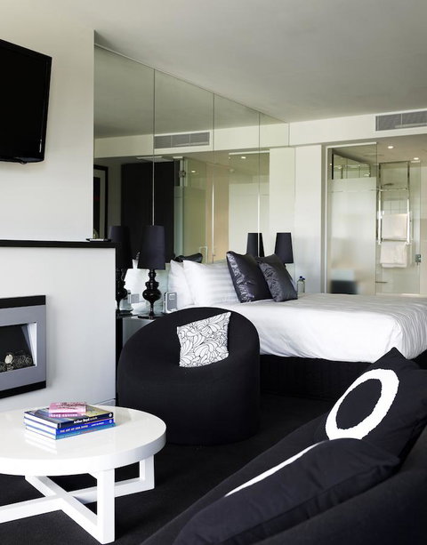 The Cullen Melbourne - Art Series - Accommodation Coffs Harbour 26