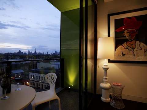 The Cullen Melbourne - Art Series - Accommodation Coffs Harbour 14