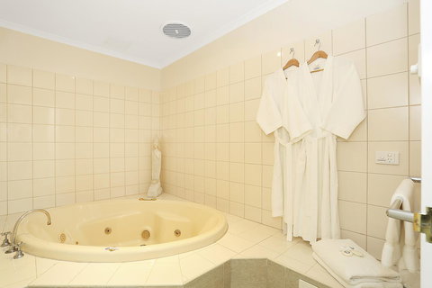 Quality Inn & Suites The Menzies - Accommodation Coffs Harbour 35