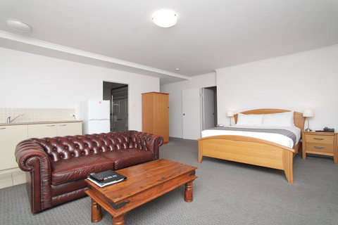 Quality Inn & Suites The Menzies - Accommodation Coffs Harbour 8