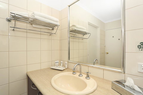 Quality Inn & Suites The Menzies - Accommodation Coffs Harbour 32