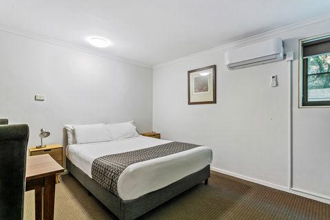 Quality Inn & Suites The Menzies - Accommodation Coffs Harbour 3