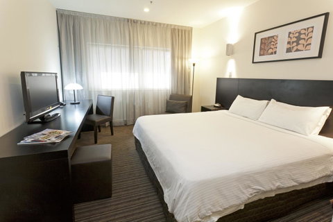 Causeway 353 Hotel - Accommodation Coffs Harbour 0