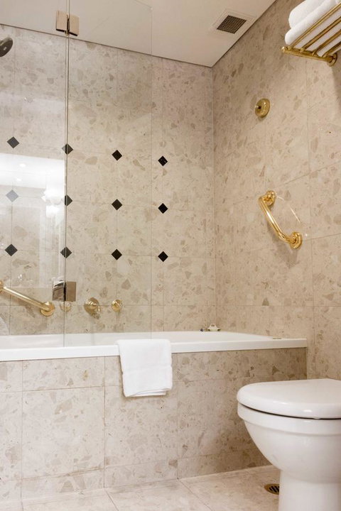 Stamford Plaza Melbourne - Accommodation Coffs Harbour 10