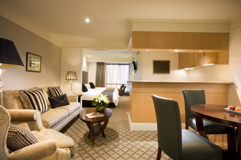Stamford Plaza Melbourne - Accommodation Coffs Harbour 1
