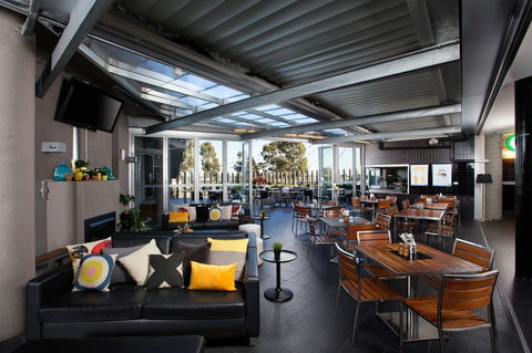 Atura Dandenong - Accommodation Coffs Harbour 6