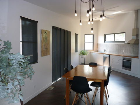 Saje\'s House & Pod - Accommodation Coffs Harbour 3