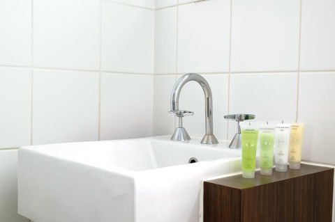 MAC South Yarra By Melbourne Apartment Collection - Accommodation Coffs Harbour 14