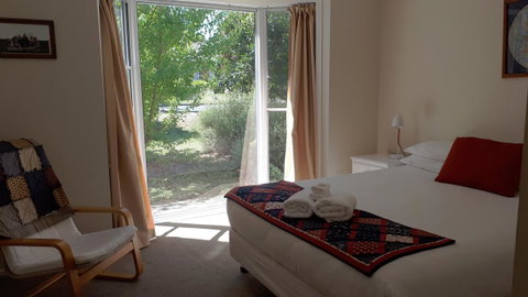 On The Banks - Accommodation Coffs Harbour 4