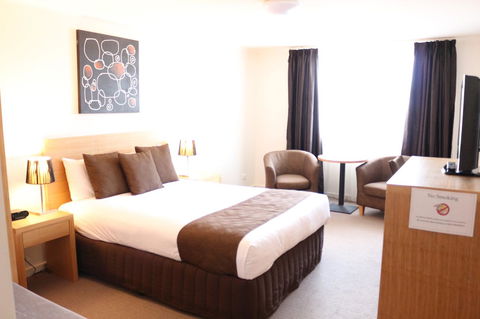Bairnsdale International - Accommodation Coffs Harbour 3