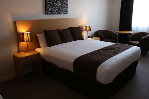 Bairnsdale International - Accommodation Coffs Harbour 11