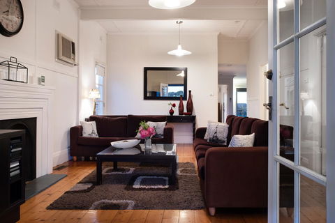 Churchills - Accommodation Coffs Harbour 7