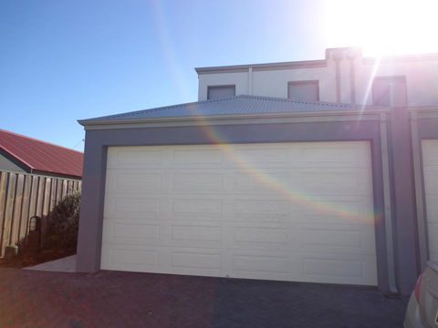 The Beach Villa Bunbury - Accommodation Coffs Harbour 1