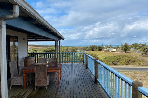 The Birds Nest - Accommodation Coffs Harbour 2