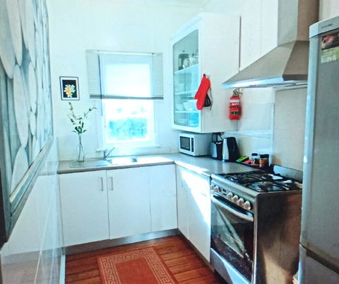 The Boathouse A 3 Bedroom House - Accommodation Coffs Harbour 2
