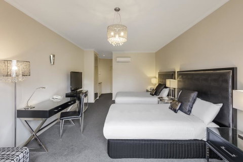 The Carrington Hotel - Accommodation Coffs Harbour 2
