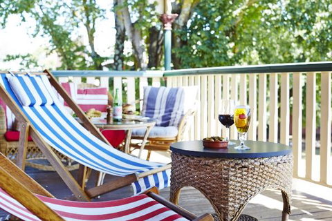 The Daylesford Hotel - Accommodation Coffs Harbour 0