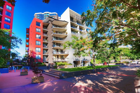 The Docks On Goodwin - Accommodation Coffs Harbour 2