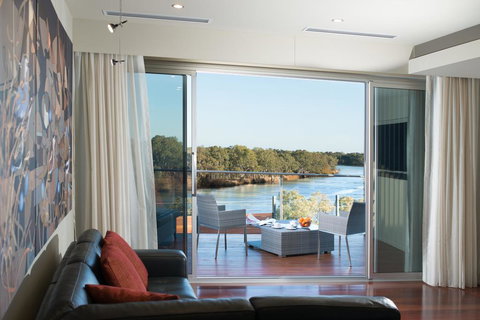 The Frames - Accommodation Coffs Harbour 1