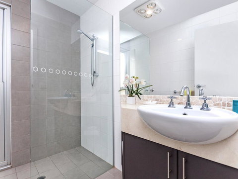 The Nushak - Accommodation Coffs Harbour 2