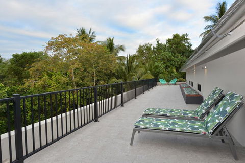 The Port Douglas Beach House - Accommodation Coffs Harbour 2