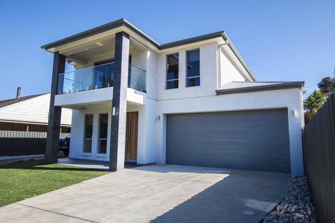 The Races Complex - Accommodation Coffs Harbour 0