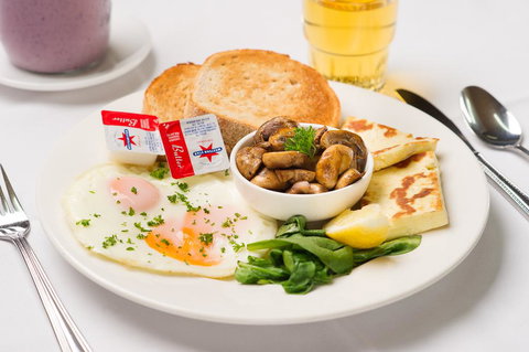 The Standpipe Golf Motor Inn - Accommodation Coffs Harbour 2