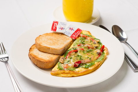 The Standpipe Golf Motor Inn - Accommodation Coffs Harbour 3