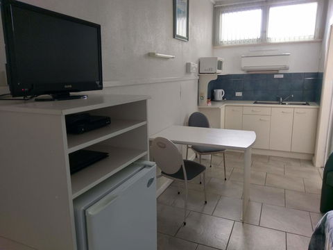 The Tree Motel - Accommodation Coffs Harbour 3