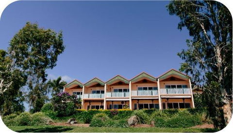 Tinaroo Lake Resort - Accommodation Coffs Harbour 3